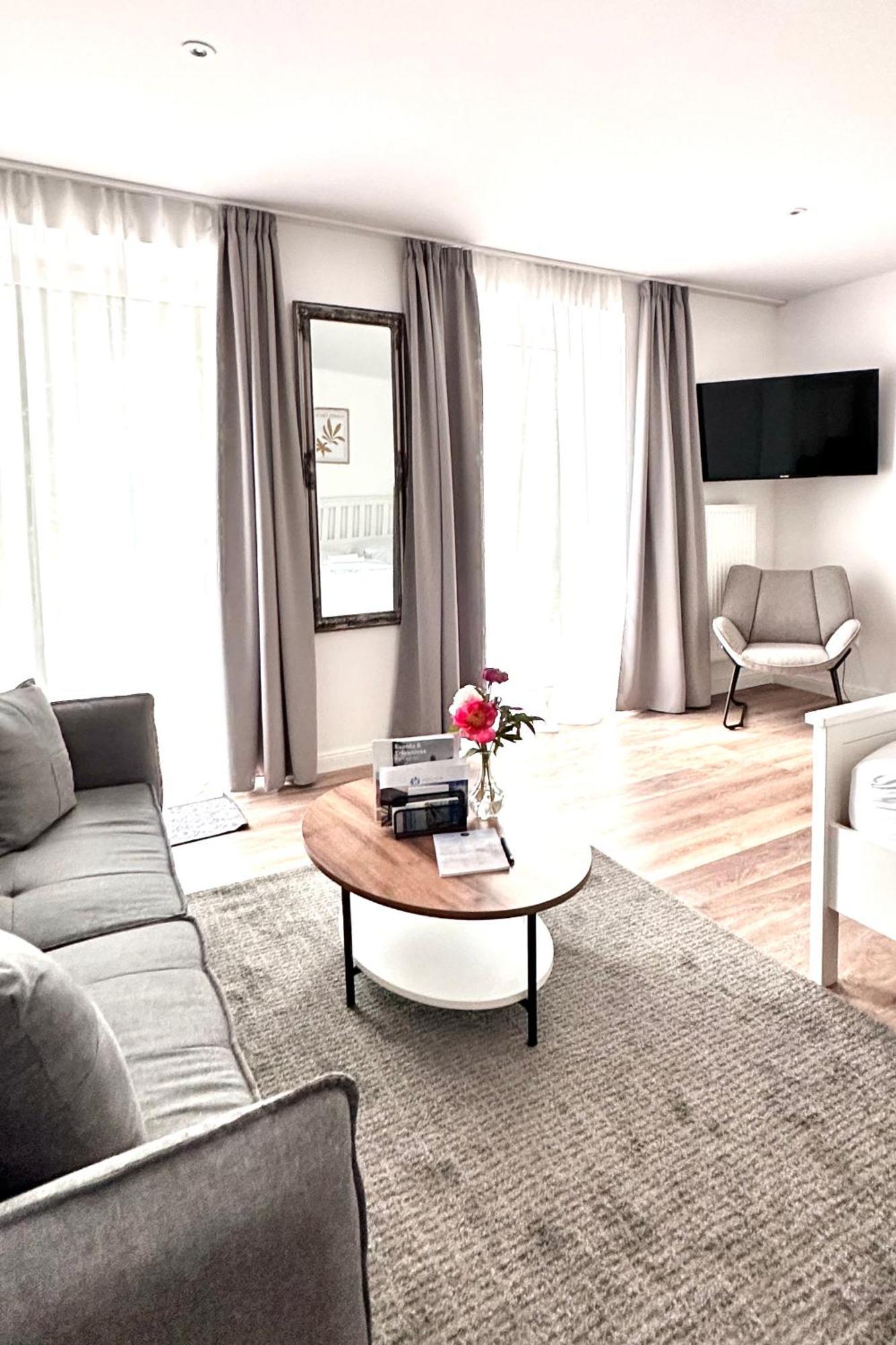 Wellenreiter Hotel Tating Ngoại thất bức ảnh